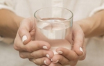 Người Nhật dựa vào việc “uống nước đun sôi" để ngăn ngừa ung thư, mấu chốt nằm ở bước này