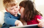 Con thường xuyên đánh bạn trong lớp, mẹ "sốc" nặng khi biết mình là nguyên nhân!