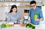Giữ an toàn cho con khi ở trong nhà bếp
