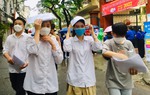 Thi tốt nghiệp THPT năm 2022: Nhiều thí sinh “méo mặt” vì đề Toán có tính phân hóa cao