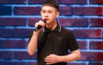 Bản nhạc đánh thức bình minh của chàng trai mắc chứng thần kinh hiếm gặp