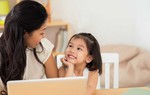 6 cách cha mẹ giao tiếp giúp trẻ hiểu chuyện và thông minh