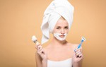 Nên cạo lông mặt hay không? Cách chăm sóc da mặt sau khi cạo lông