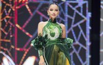 Hoa hậu Ngọc Châu lần đầu làm vedette show áo dài ở xứ Nghệ