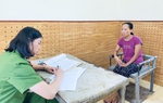Lật tẩy "bí mật" được ngụy trang trong quán cà phê massage do người phụ nữ làm chủ