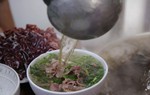 3 thời điểm dễ tăng cân trong ngày, nên hạn chế ăn uống