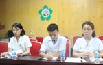 Nữ sinh viên năm thứ 2 nhập viện do "cuồng yêu"
