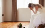 Ngày tôi theo chồng, bà ngoại mở túi tặng một thứ mà tôi khóc ròng