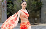 Lương Thuỳ Linh đầy gợi cảm trong vai trò MC của Miss Grand Việt Nam