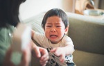 Trẻ có 5 thay đổi này có thể do bị bạo hành hoặc gặp vấn đề tâm lý