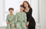 Con trai lười làm bài tập về nhà, Đan Lê có cách "trị" cực khéo
