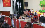 "Trung thu này con chỉ muốn được về nhà chơi với em"
