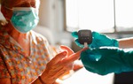 Bệnh tiểu đường và COVID-19: Khi nào cần tới bệnh viện?