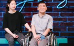Chuyện tình như cổ tích của chàng trai bại não và cô gái khiếm thị
