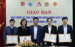 Tôn vinh các tập thể, cá nhân đồng hành đưa nguồn vốn chính sách đến với người nghèo