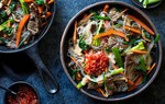 Giảm cân đón Tết với món miến xào rau củ ngon lành cho bữa tối 