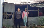 Hội LHPN tỉnh Đồng Tháp thăm hỏi, động viên gia đình bé trai rơi xuống trụ bê tông