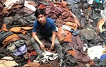 Khi rác trở thành "mốt" của thời trang Thái Lan: Ngay cả chất thải cũng thành đồ mới nếu biết sáng tạo