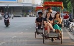 Thủ tướng: Sửa đổi, bổ sung các chính sách về thị thực tạo thuận lợi cho khách du lịch nhập cảnh