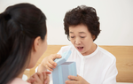 Món quà sinh nhật từ người lái xe ôm tiết lộ thân thế của tôi