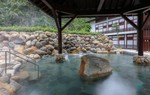 Tắm onsen để “chữa lành” theo cách của người Nhật