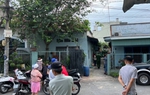 Bình Dương: Không chịu ngủ chung với người yêu đồng giới, cô gái nghi dùng dao tự tử 