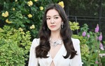 Song Hye Kyo đi event, netizen thốt lên 2 từ: "Nữ thần"