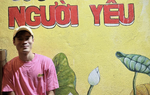 Giàu có, nổi tiếng, mới xây biệt thự, Văn Toàn vẫn ngồi chờ tình yêu đến