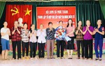 Thái Bình: Ra mắt thêm 5 tổ hợp tác lắp ráp tai nghe điện tử ở huyện Vũ Thư