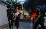 Xung đột giữa Israel - Hamas: Nỗi hoảng sợ của phụ nữ và trẻ em