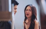 Anh chồng mang con gà đến quậy tung tiệc tân gia khiến chúng tôi muối mặt