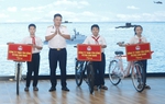 Đỡ đầu 5 con của ngư dân có hoàn cảnh đặc biệt khó khăn tại Khánh Hòa
