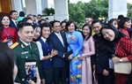Hoàn thiện cơ chế, chính sách đãi ngộ để giáo viên được thụ hưởng mức lương tương xứng với công sức của mình