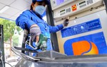 Giá xăng dầu giảm nhẹ trong kỳ điều hành đầu tiên tính theo chu kỳ mới 