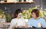 Mẹ bạn trai không cho tôi bước chân vào bếp vì chưa được cưới hỏi