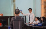 Trả hồ sơ, điều tra bổ sung 2 tội trong vụ bé trai 3 tuổi bị bạo hành