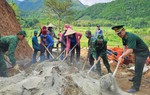 Làng quê “thay da đổi thịt”, đời sống người dân nâng cao nhờ xây dựng nông thôn mới