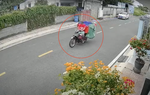 Tên trộm xe hàng của shipper hết chối cãi trước dấu vết đặc biệt khi cảnh sát đưa ra