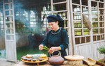 Người phụ nữ Tày "đưa bản về phố"