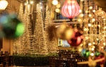 Độc đáo những cây thông Noel làm bằng tre, hạc giấy ở Hà Nội