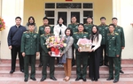 Trung ương Hội LHPN Việt Nam thăm, tặng quà 2 đơn vị em nuôi