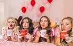Gen Z lựa chọn cách đón Valentine đặc biệt và thú vị 