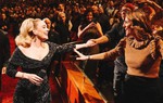 Adele diện váy "pháo hoa" của Công Trí tại show diễn siêu sang