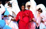 Rihanna nhận cát-xê 0 đồng khi diễn tại Super Bowl 
