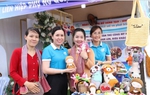 Ấn tượng những gian hàng của Hội LHPN ở phố đi bộ Ninh Kiều