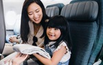 Mẹ trả lời thế nào khi con hỏi "Chúng ta không được bay hạng thương gia vì nghèo ạ?"