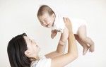 Hội chứng rung lắc do bế bé nguy hiểm như thế nào?