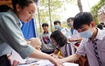 GenZ nên làm gì khi thông tin hướng nghiệp độc hại tràn lan?