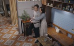 "Dưới bóng cây hạnh phúc": Thu Hồng rủ Đạt ở qua đêm, Son vẫn cơm nước cho nhà chồng