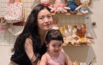 Nghỉ việc văn phòng để dành thời gian cho con, mẹ nhận về thành quả ngọt ngào